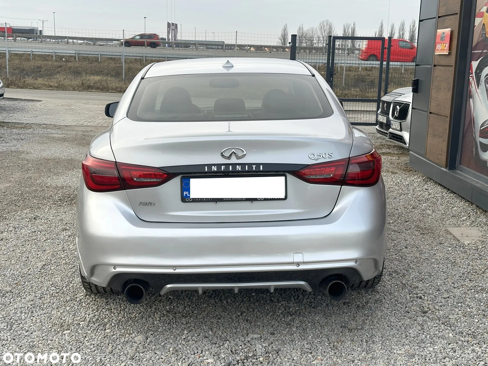 Infiniti Q50 - 12