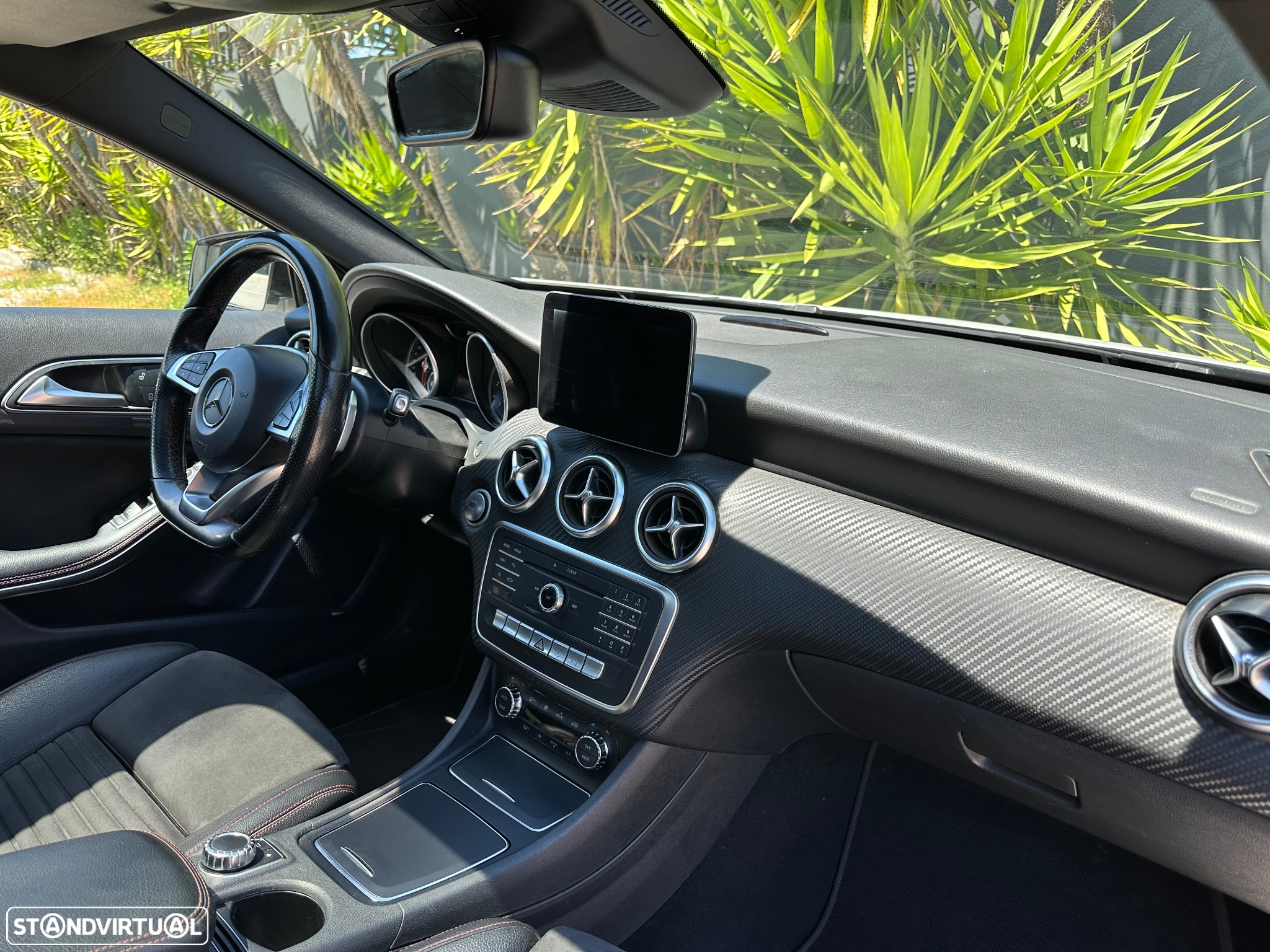 Mercedes-Benz A 180 CDI 7G-DCT AMG Line - 16