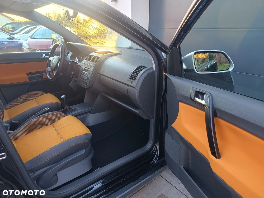 Volkswagen Polo Cross - 13