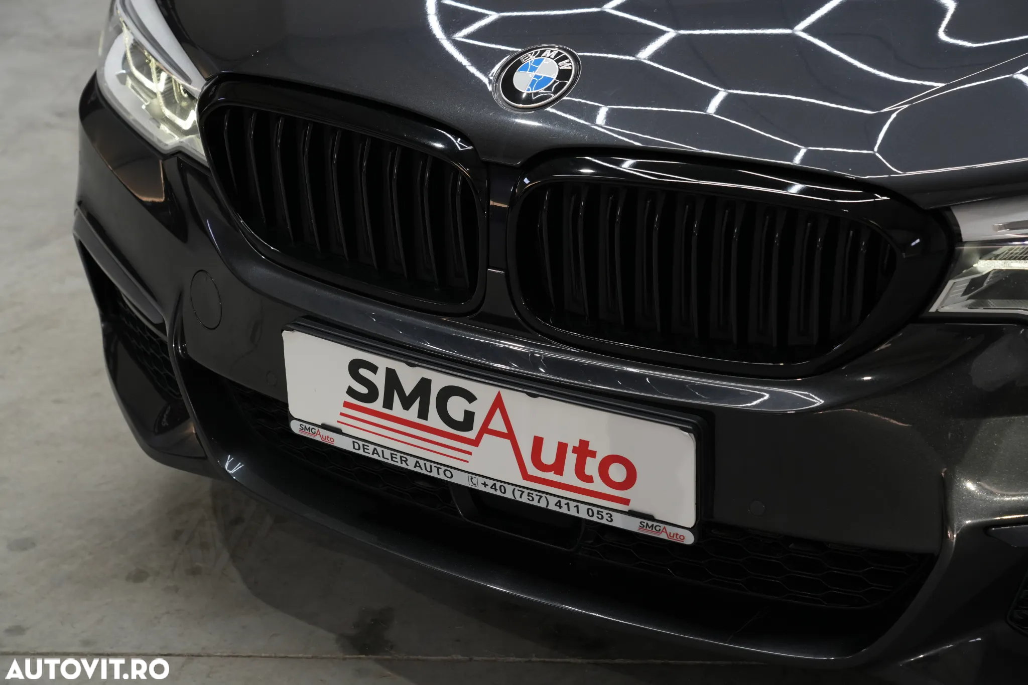 BMW Seria 5 520i AT - 29