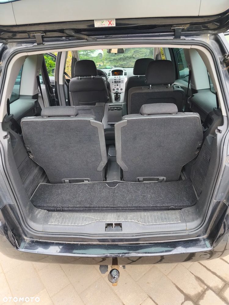 Opel Zafira - 14