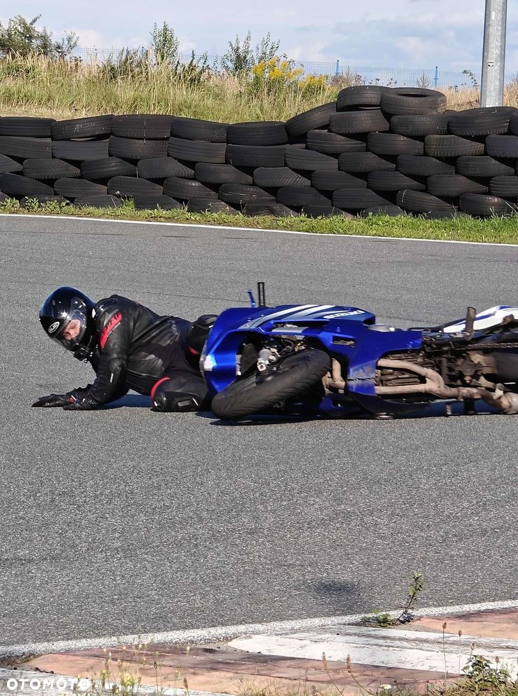 Suzuki GS - 15