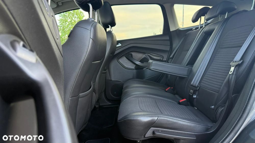 Ford Kuga 2.0 TDCi AWD Titanium - 30