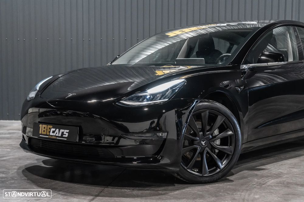 Tesla Model 3 Performance Dual Motor AWD - 33