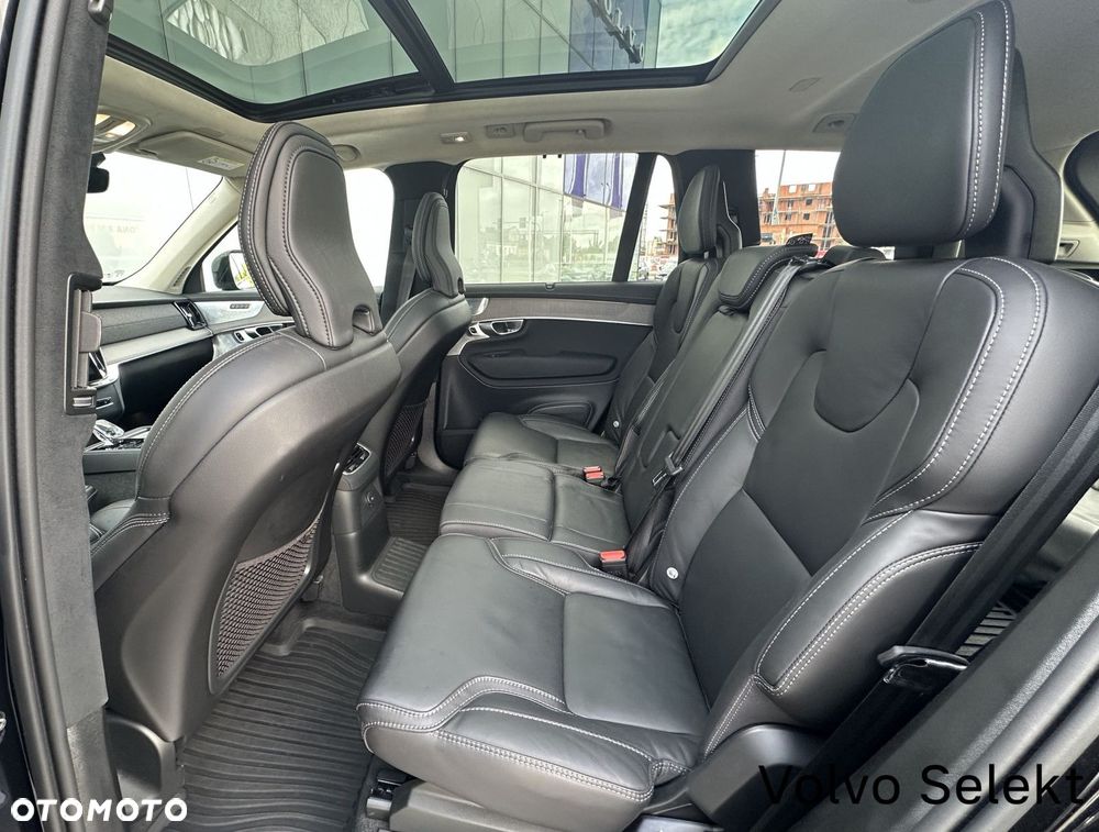 Volvo XC 90 - 25