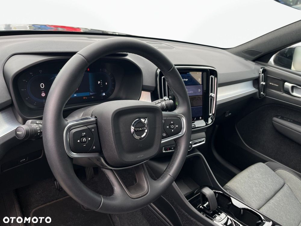 Volvo XC 40 B3 Ultra Dark - 10