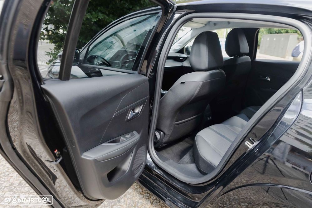 Peugeot e-208 50 kWh Allure - 19