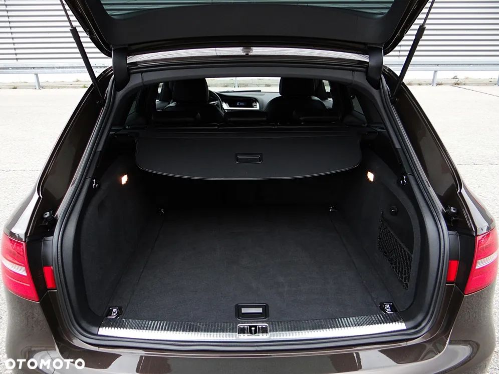 Audi A4 Avant 2.0 TDI DPF S line Sportpaket - 40