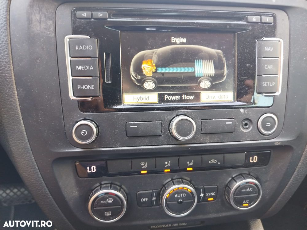 Volkswagen Jetta 1.4 DSG Highline - 9