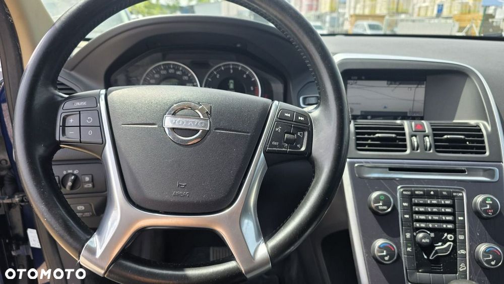 Volvo XC 60 - 10