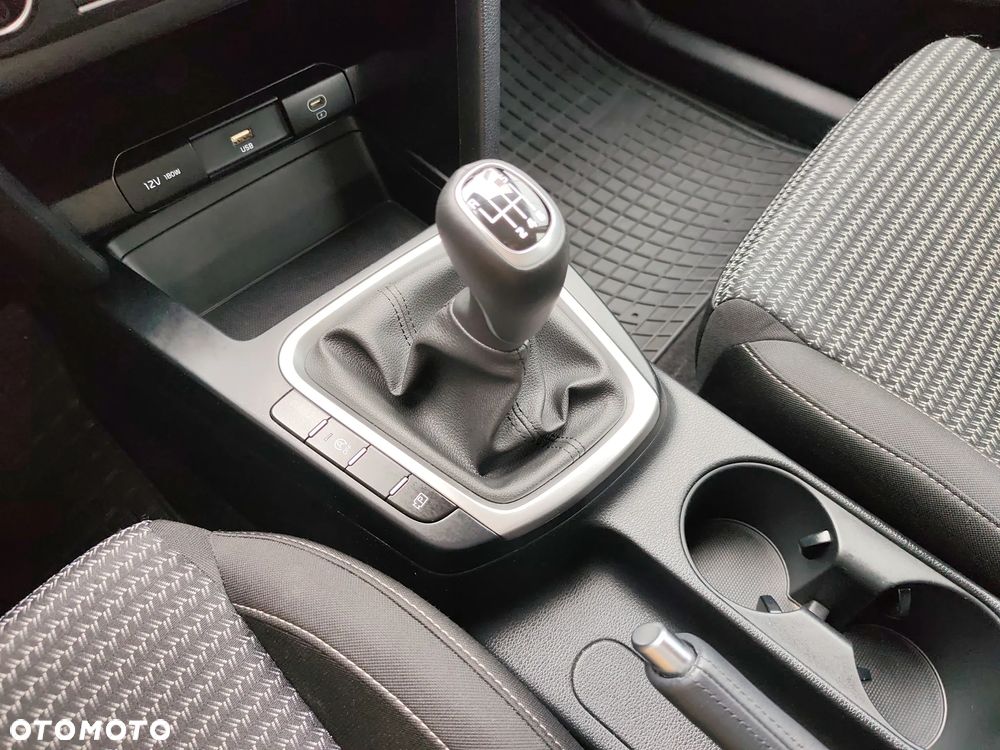 Kia Ceed 1.5 T-GDI M - 15