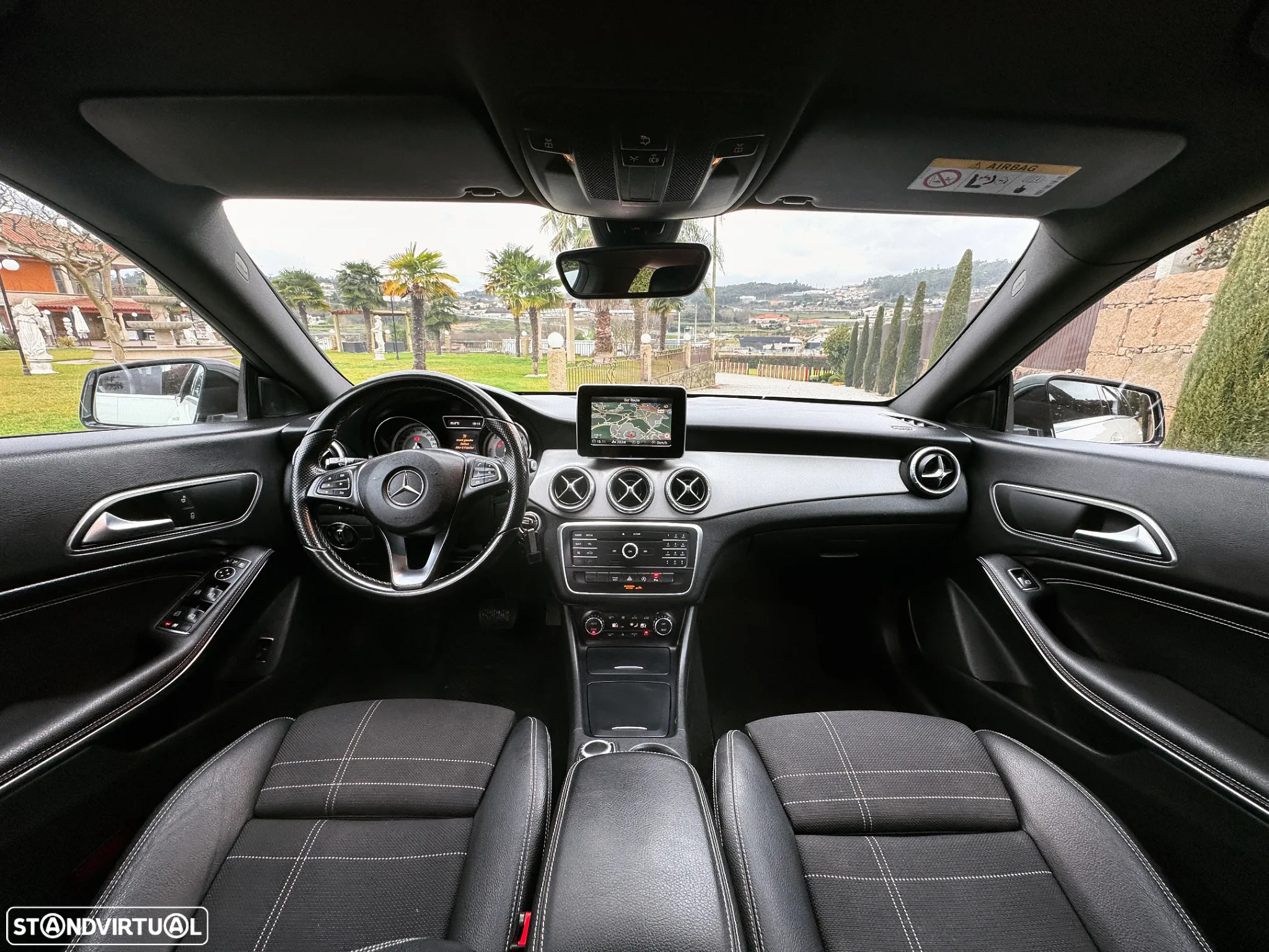 Mercedes-Benz CLA 200 - 12
