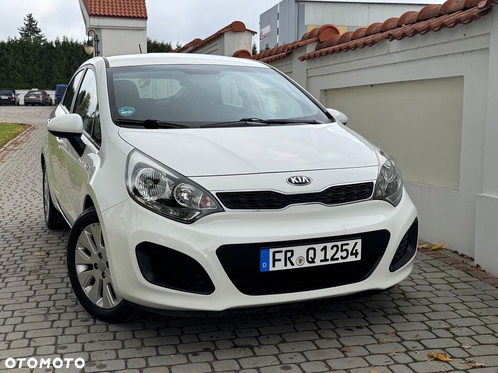 Kia Rio - 3