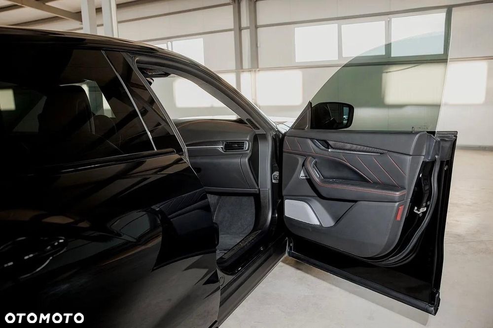Maserati Levante Q4 GranSport - 24