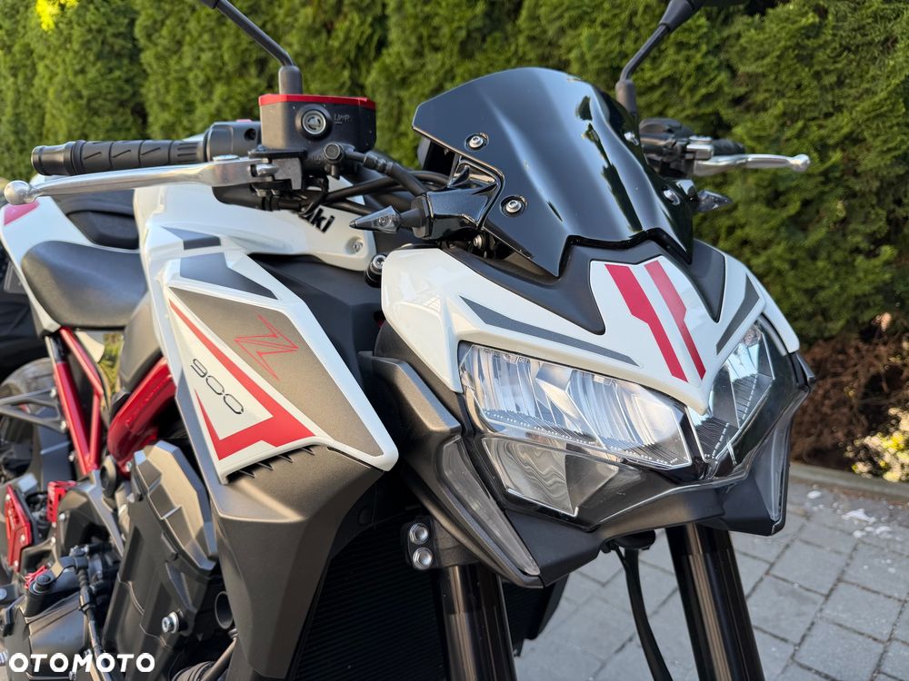 Kawasaki Z 900 - 13
