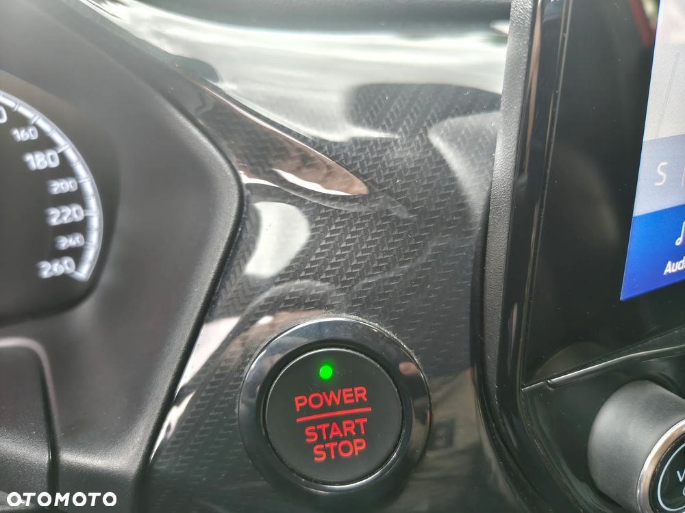 Ford Fiesta - 9