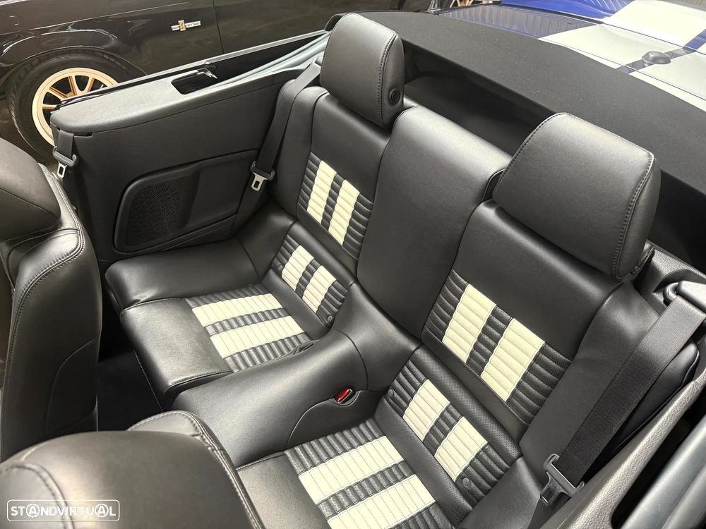 Ford Mustang Shelby GT500 Cabrio 5.4 V8 - 25