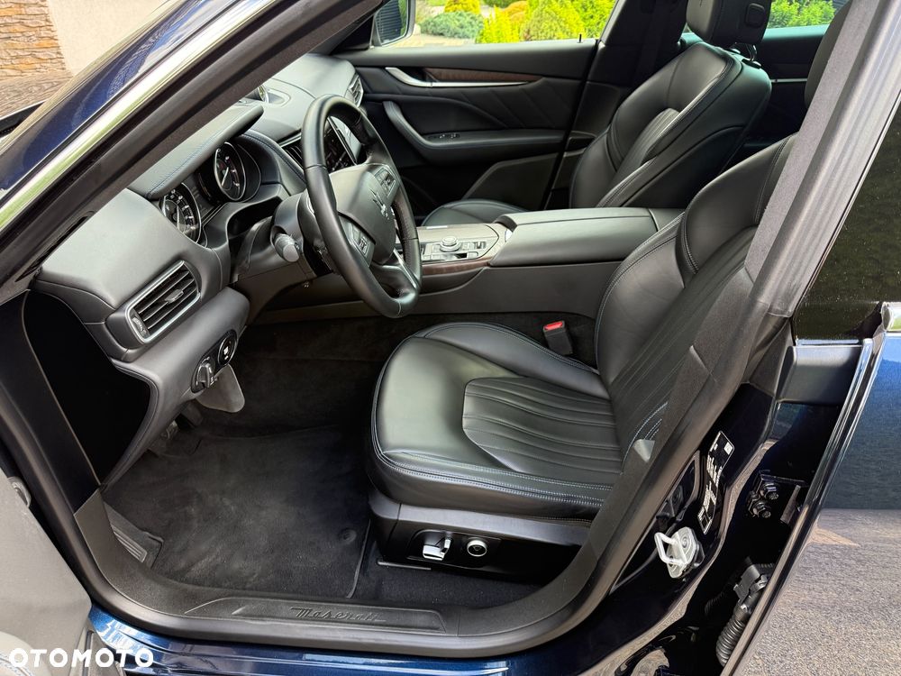Maserati Levante MHEV Executive - 12