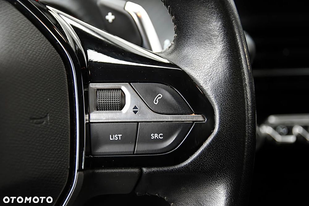 Peugeot 208 1.2 PureTech Allure Pack S&S EAT8 - 37