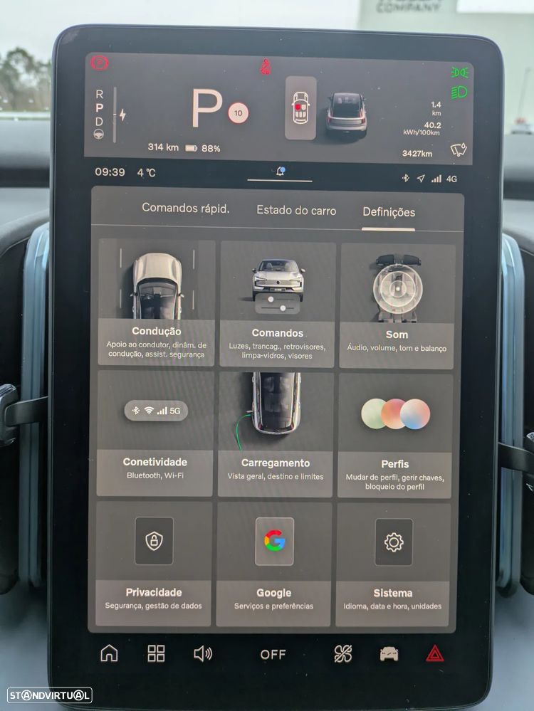 Volvo EX30 Single Motor Extended Range RWD Ultra - 24