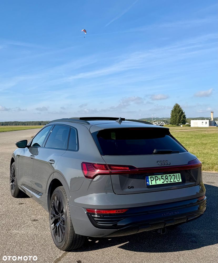 Audi Q8 e-tron 50 quattro S line - 12