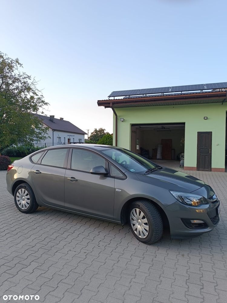 Opel Astra - 3