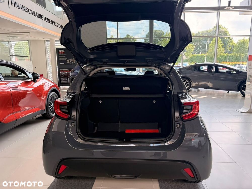 Toyota Yaris Hybrid 1.5 Style - 14