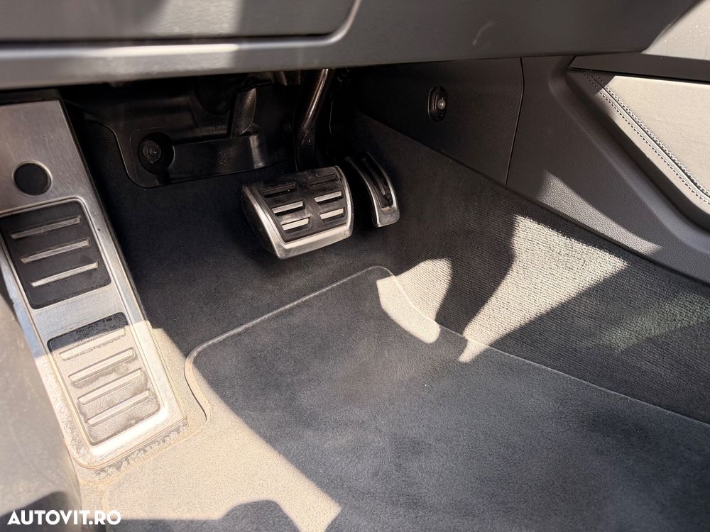 Audi RS6 4.0 TFSI quattro Tiptronic - 25