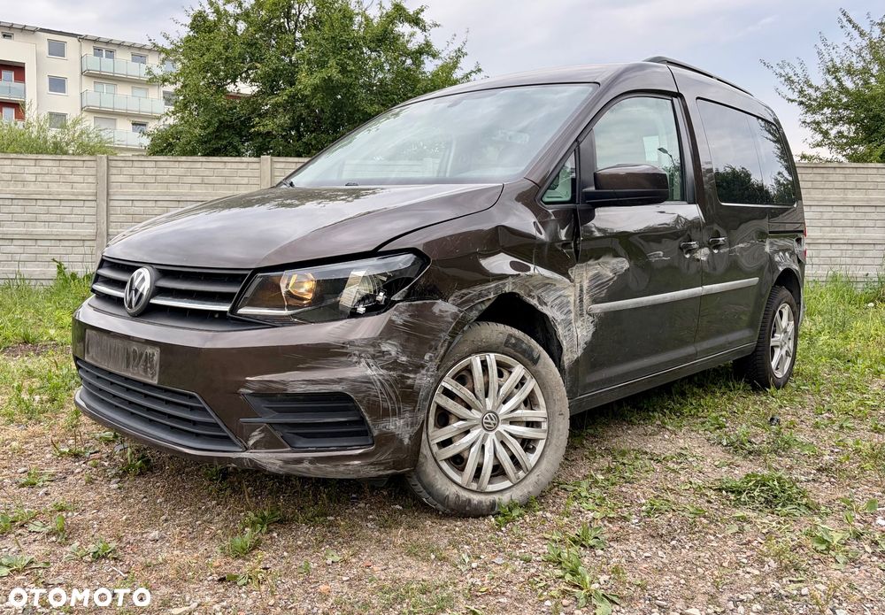 Volkswagen Caddy 1.4 TSI Highline DSG - 19