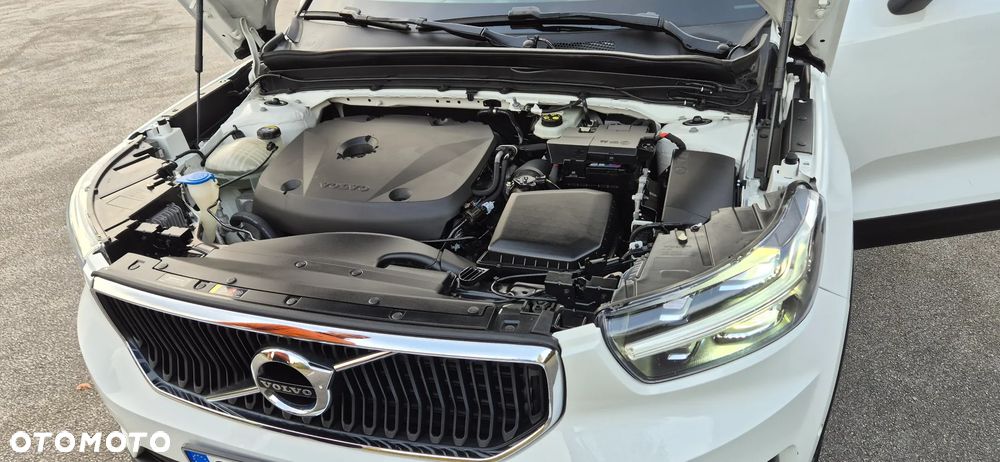 Volvo XC 40 T4 Momentum - 28