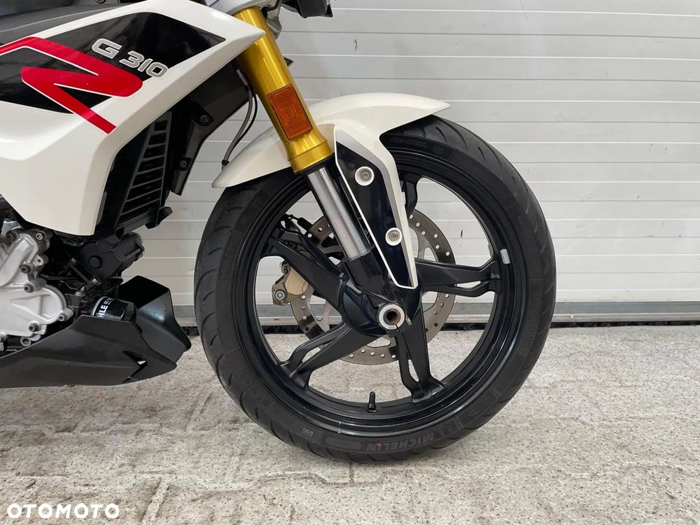 BMW G - 18