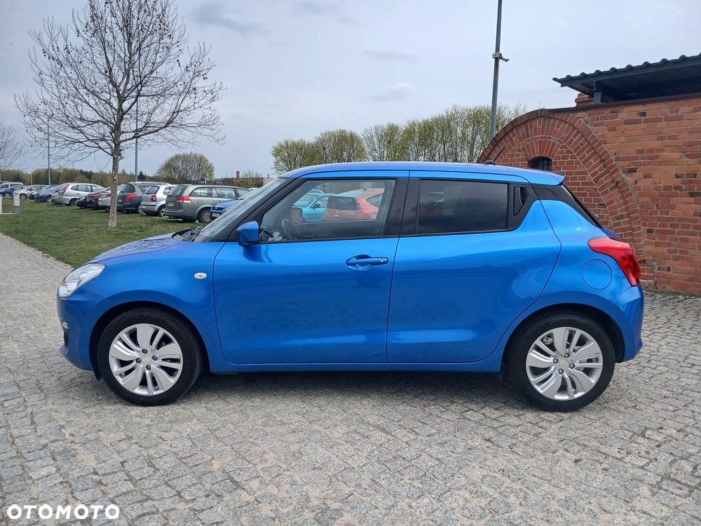 Suzuki Swift 1.2 Premium Plus - 5