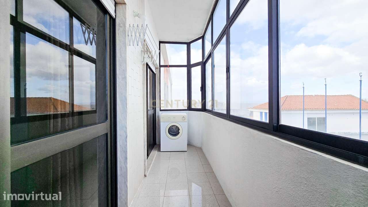 Apartamento T2 Mobilado com a Terraço no Barreiro - Grande imagem: 5/16