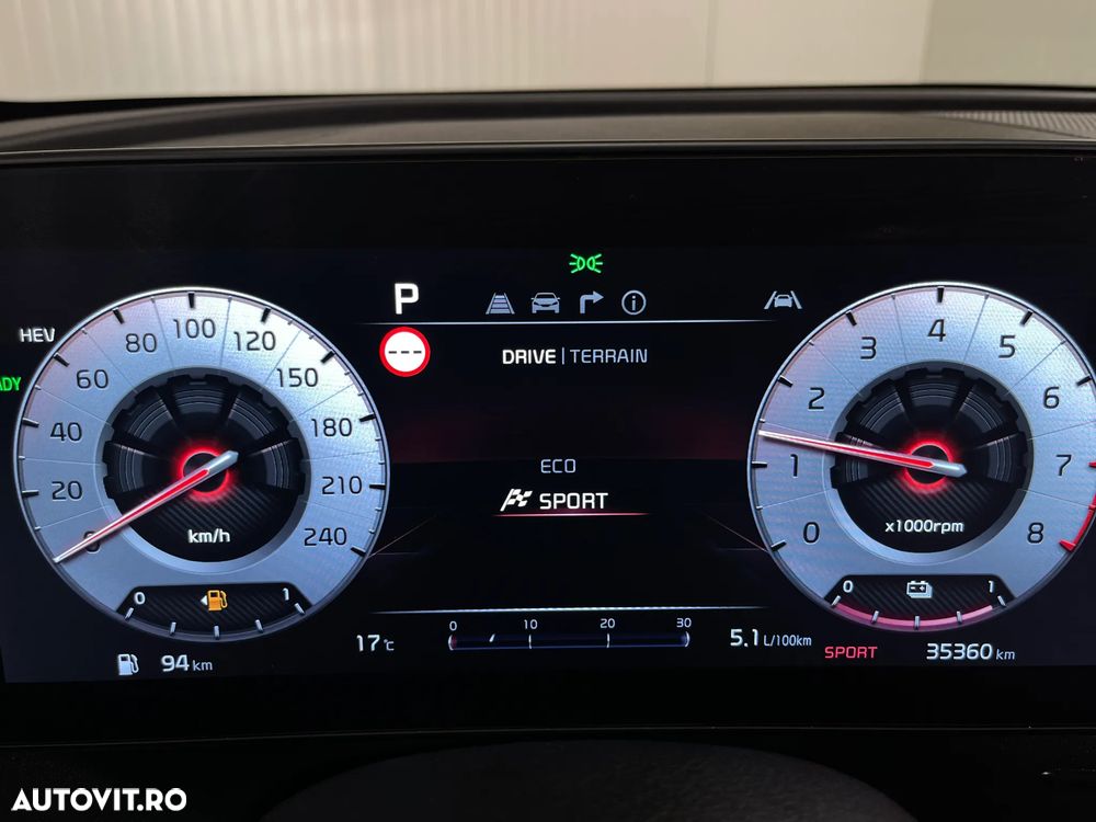 Kia Sportage 1.6 T-GDI PHEV 6AT 4x4 Business Line - 32