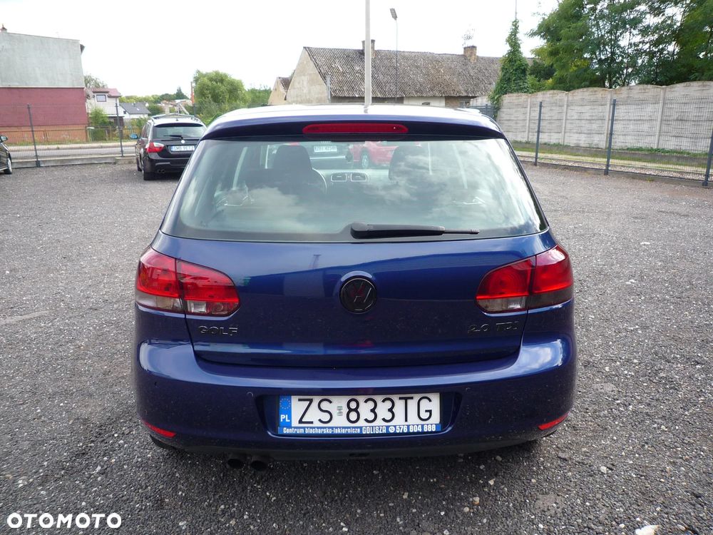 Volkswagen Golf 2.0 TDI Comfortline DSG - 8