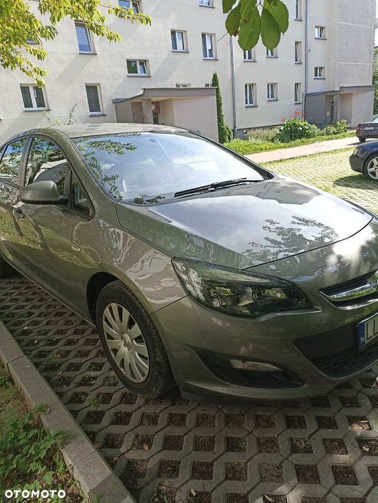 Opel Astra 1.6 EU6 - 4