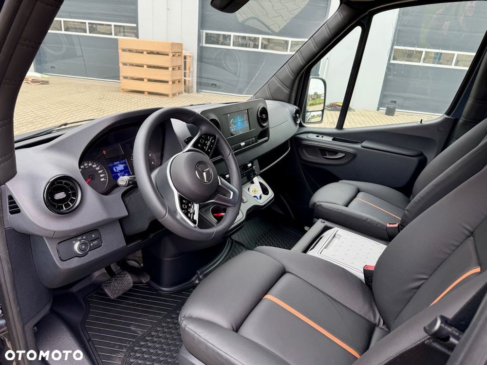 Mercedes-Benz Sprinter - 7