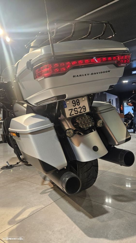 Harley-Davidson Ultra Limited - 12