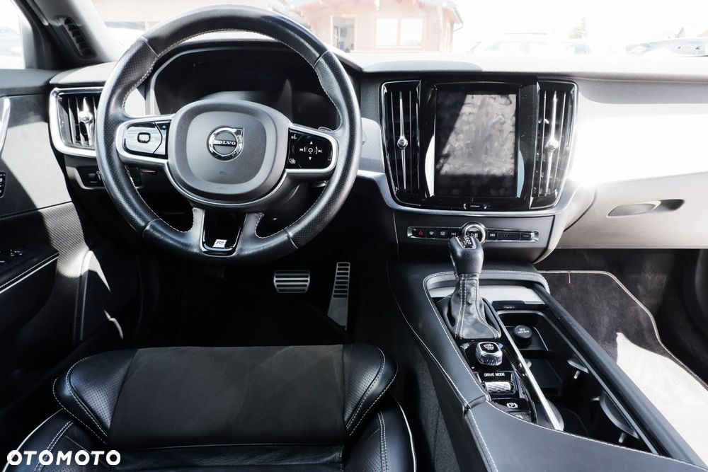 Volvo V90 T5 R-Design - 14