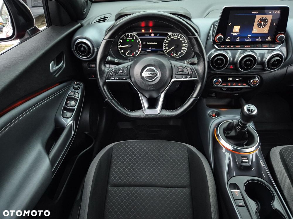 Nissan Juke 1.0 DIG-T N-Connecta - 19