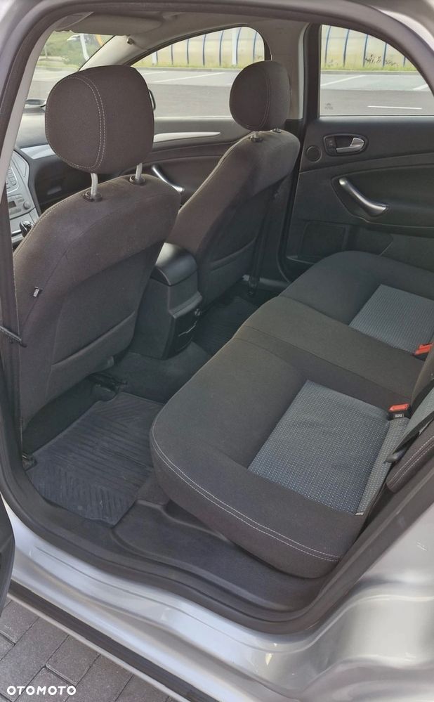 Ford Mondeo 2.0 TDCi Titanium - 3