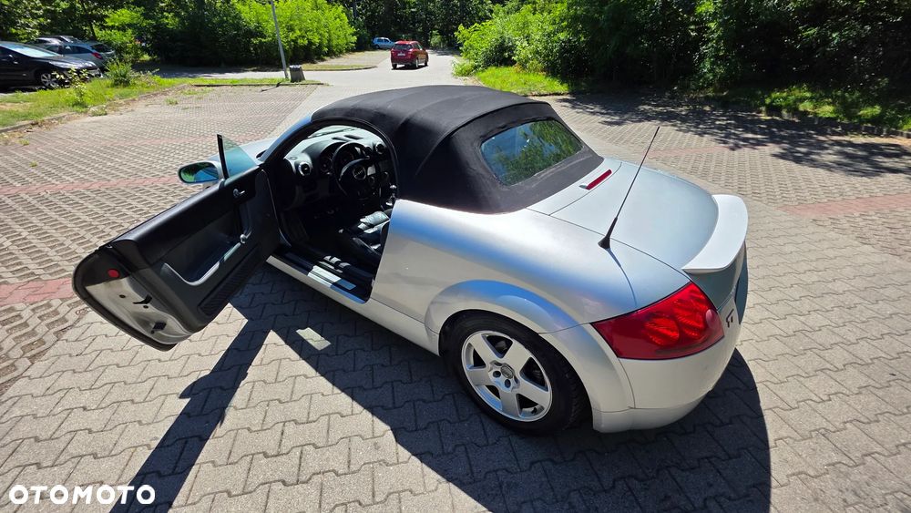 Audi TT Coupé 1.8T - 7