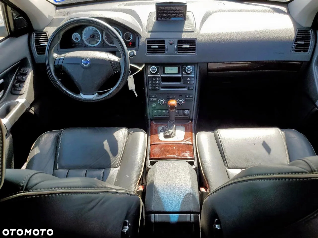 Volvo XC 90 - 8