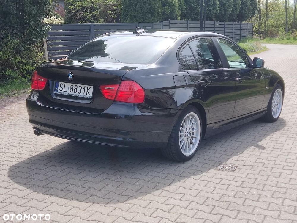 BMW Seria 3 320d DPF - 9