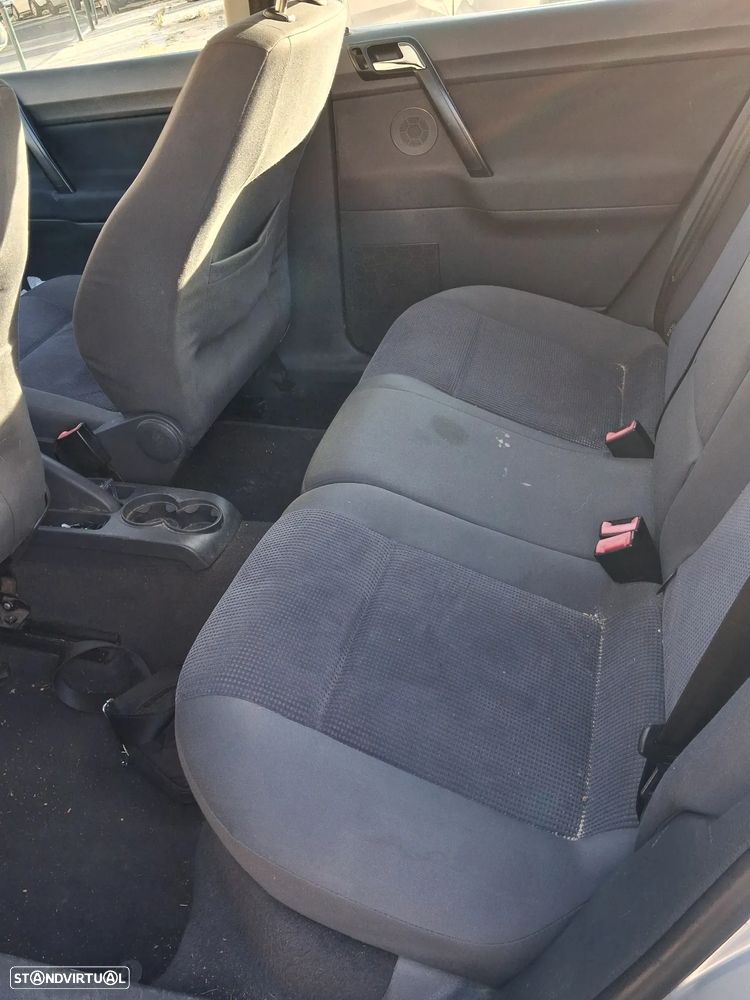 VW Polo 1.2 - 9