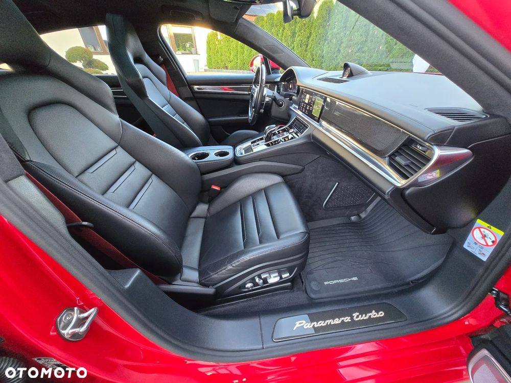 Porsche Panamera - 27