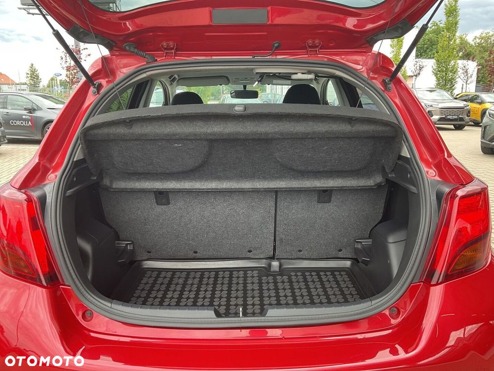 Toyota Yaris - 13