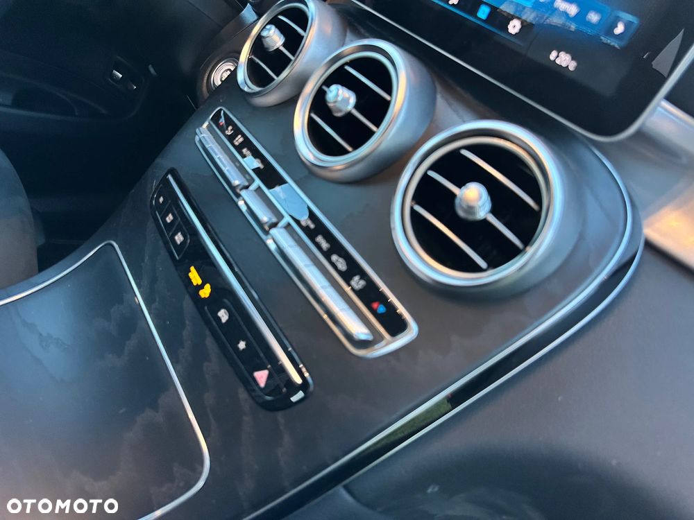 Mercedes-Benz GLC 220 d - 21