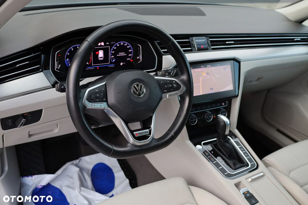 Volkswagen Passat 2.0 TSI 4Mot Elegance DSG - 16