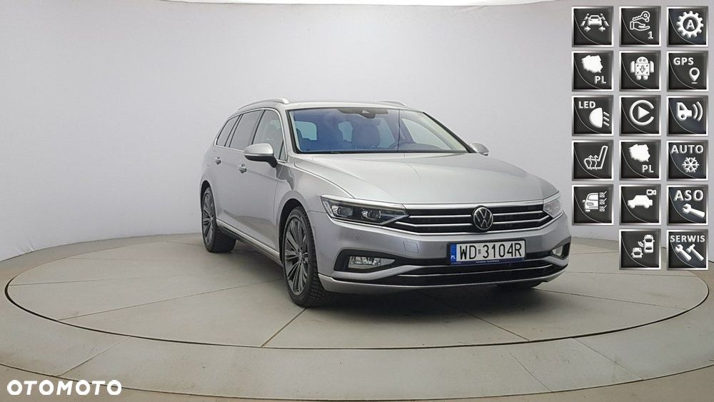 Volkswagen Passat - 1